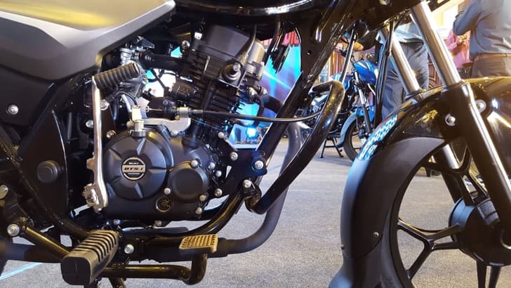 2018 Bajaj Discover 110 image gallery